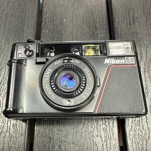 Nikon AF 35mm Point & Shoot Film Camera 35mm f/2.8 Lens Vintage Untested